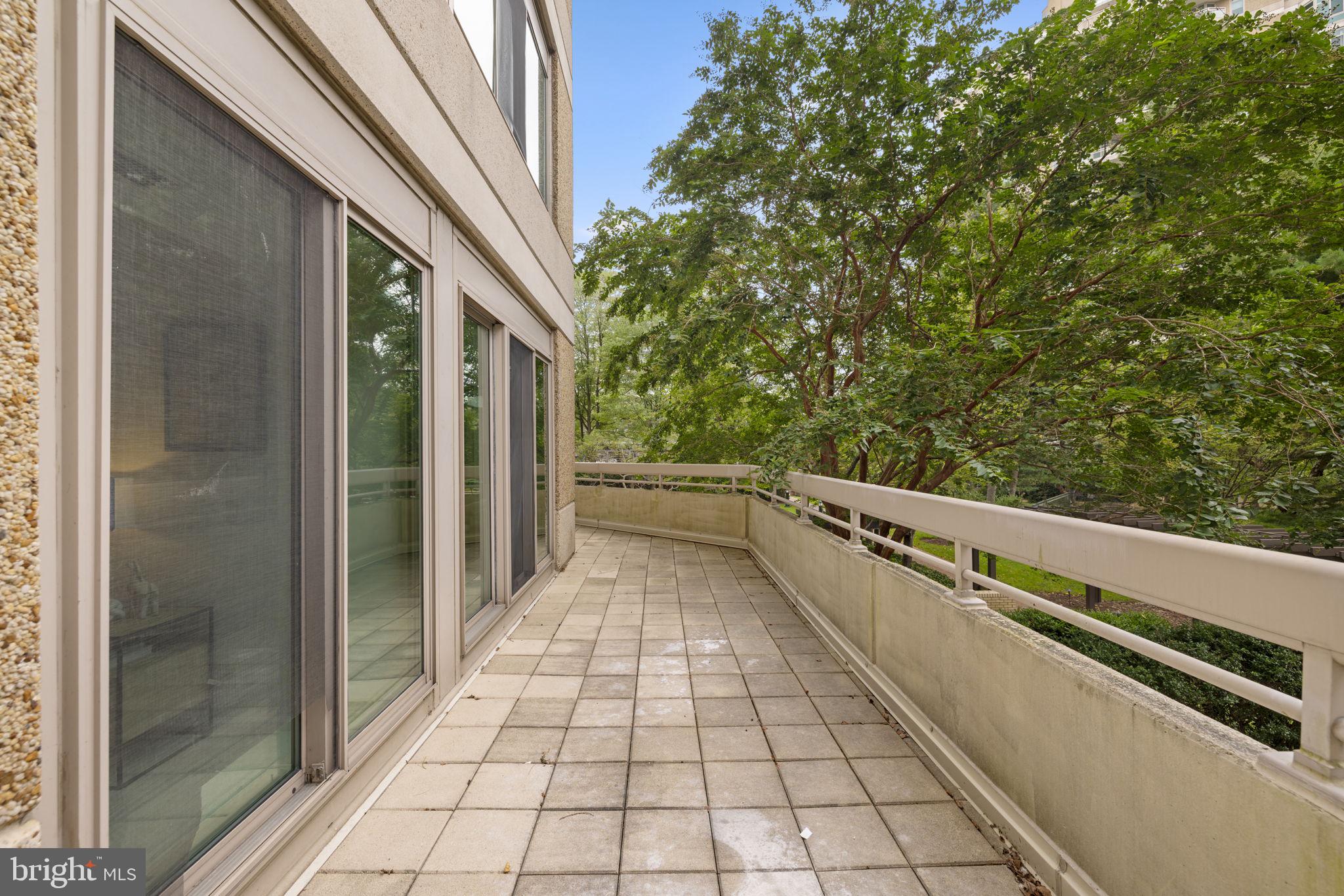 SOMERSET HOUSE - Residential