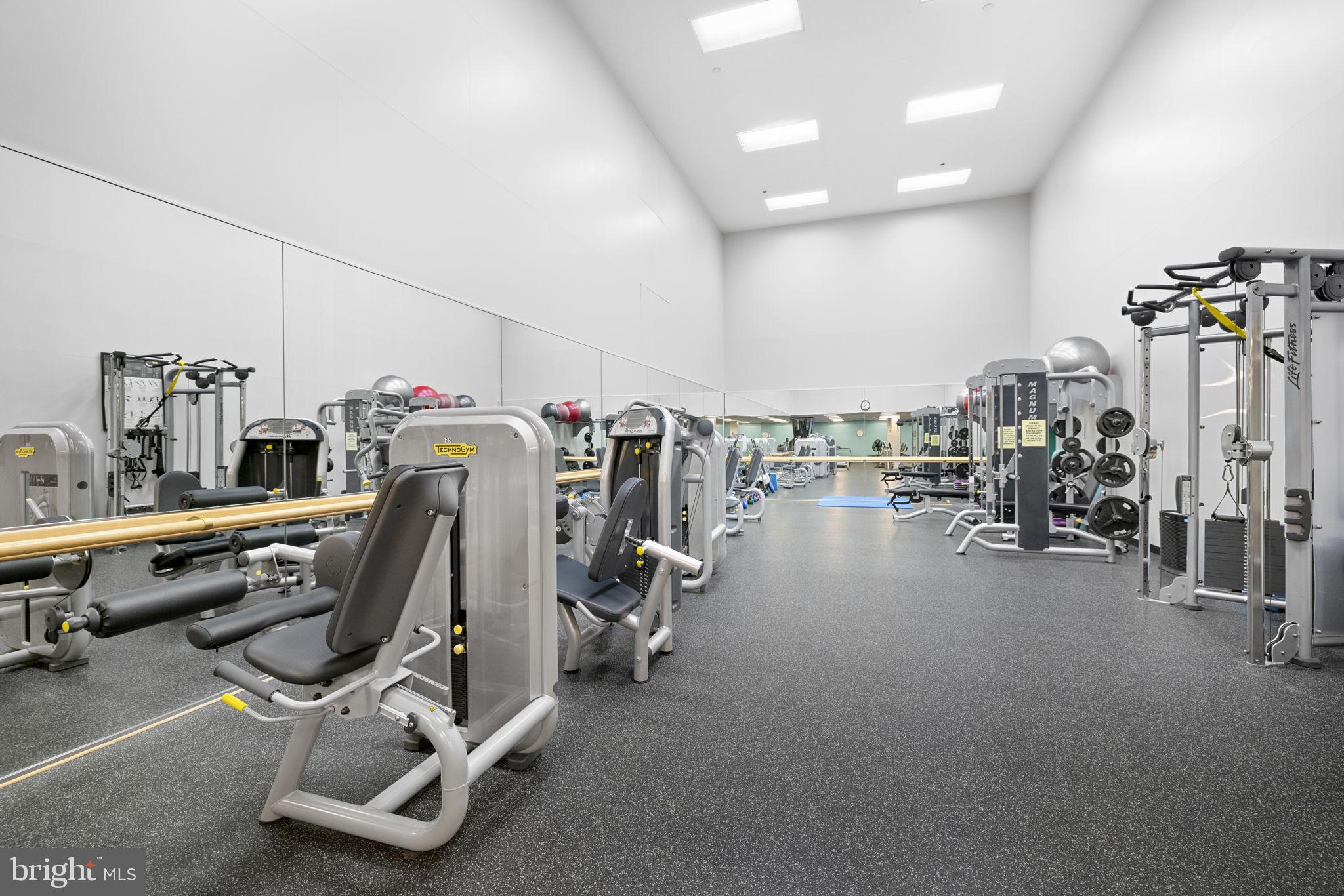 SOMERSET HOUSE - Residential