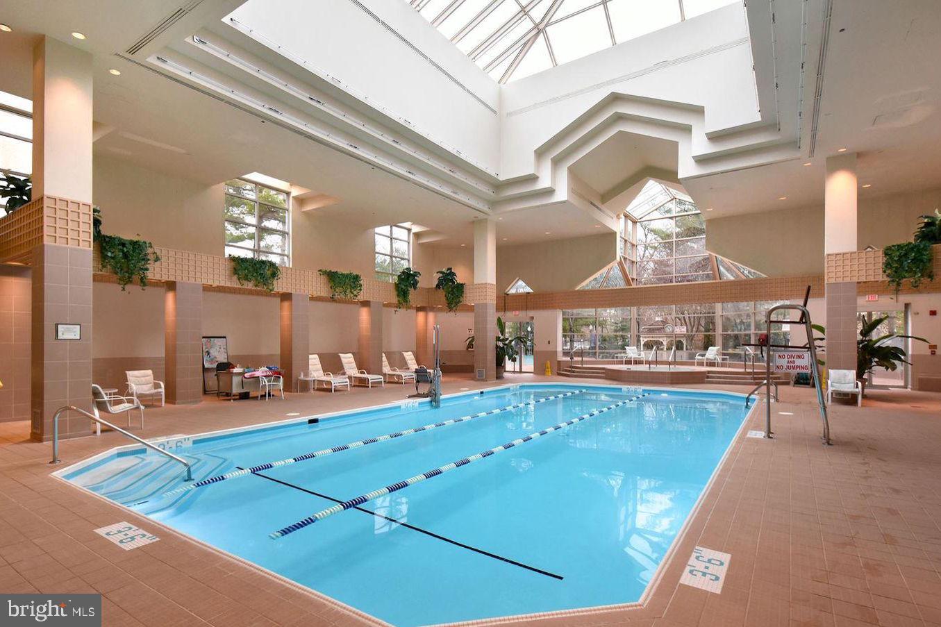 SOMERSET HOUSE - Residential