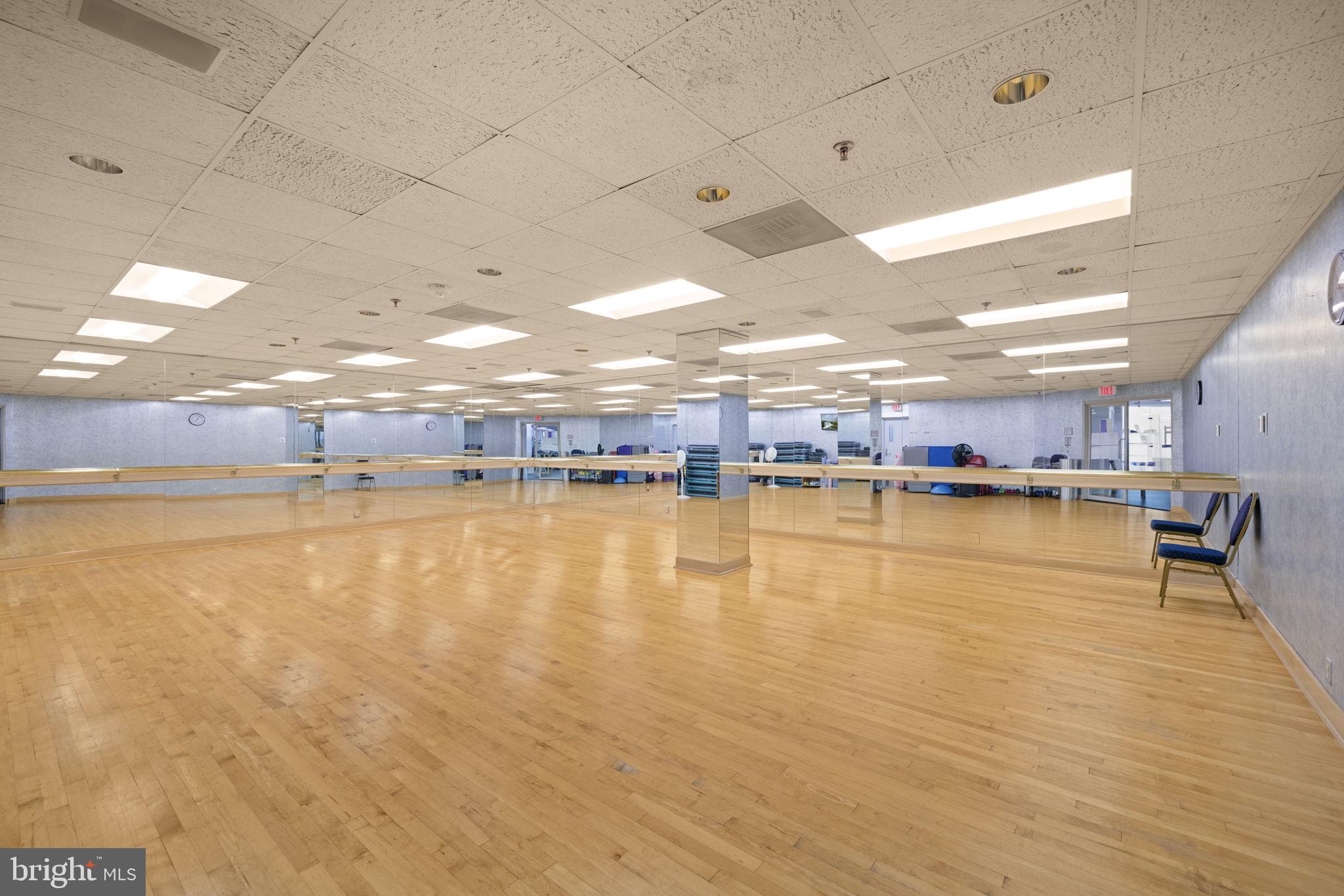 SOMERSET HOUSE - Residential