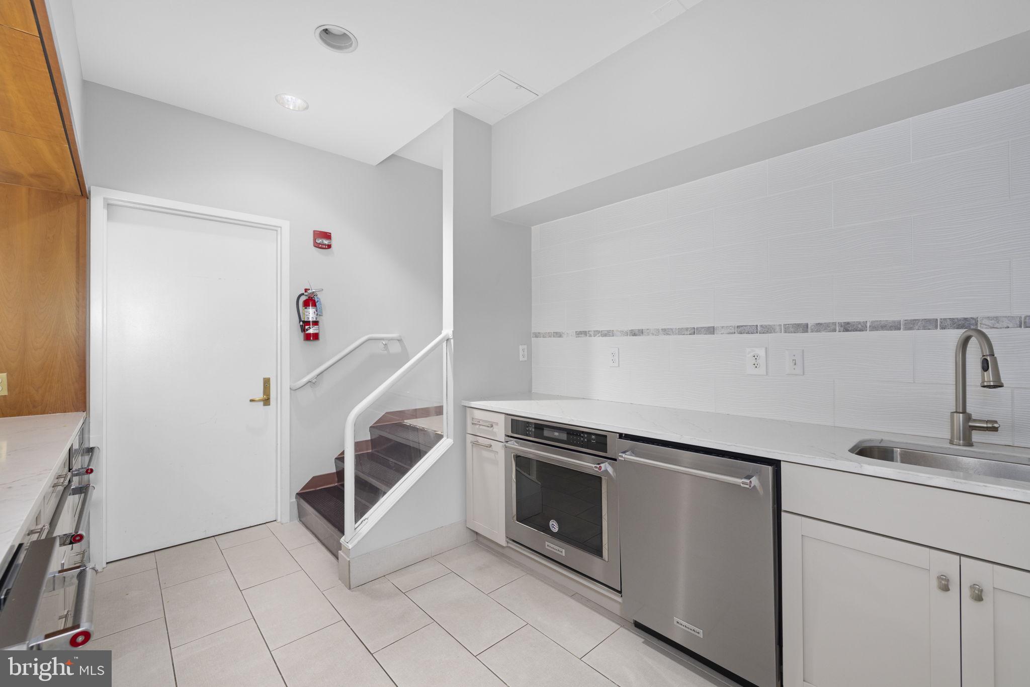 SOMERSET HOUSE - Residential