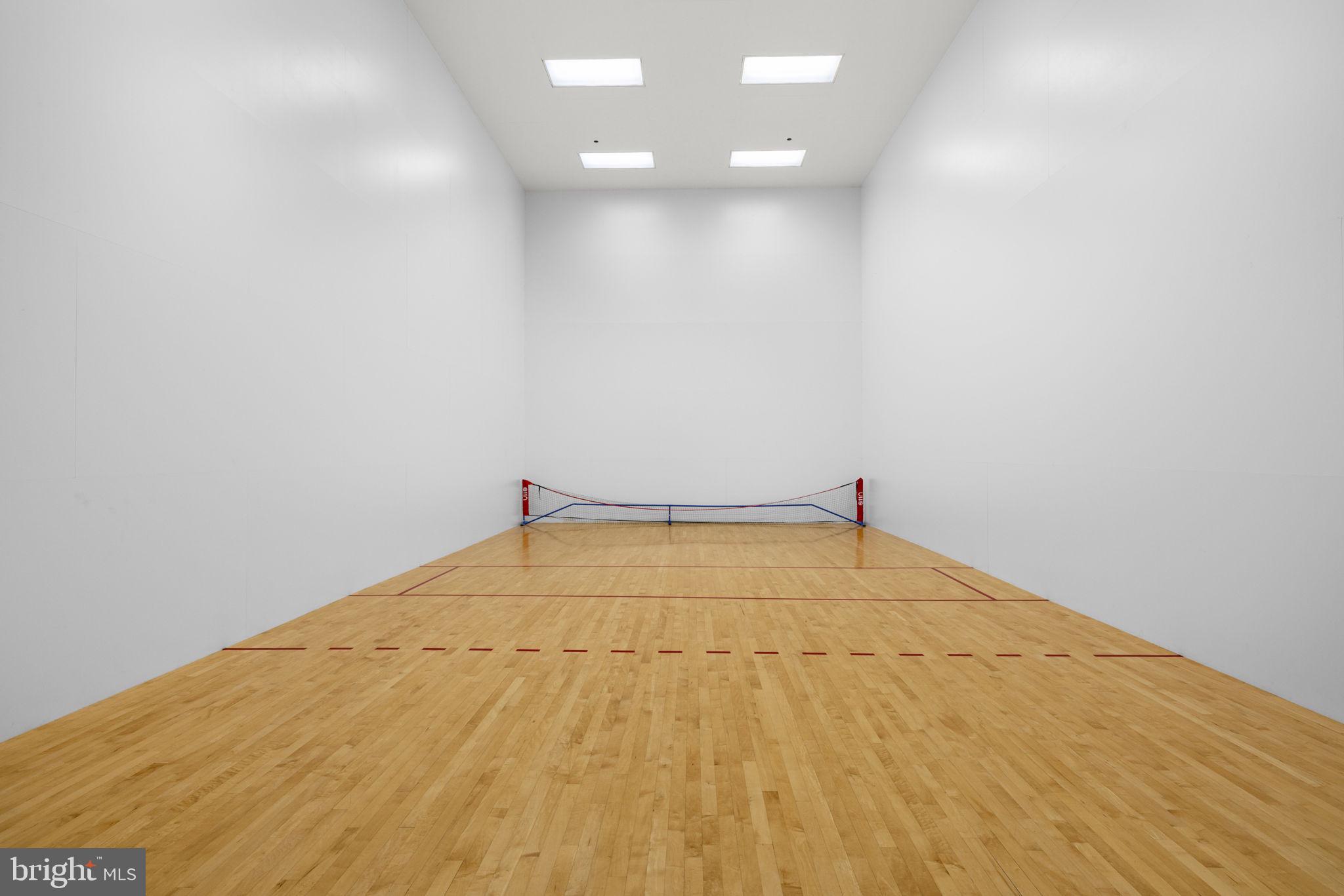 SOMERSET HOUSE - Residential