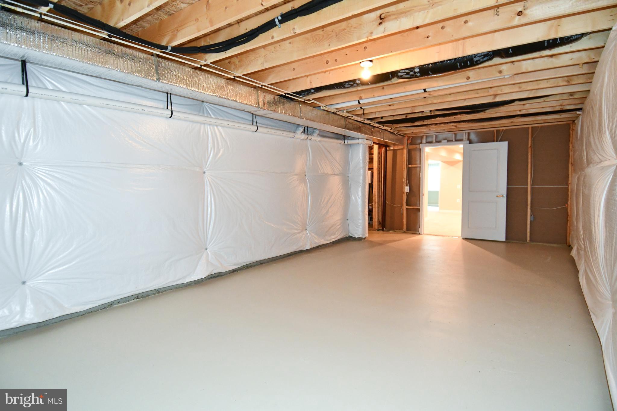 ALEXANDER'S CROSSING - Residential