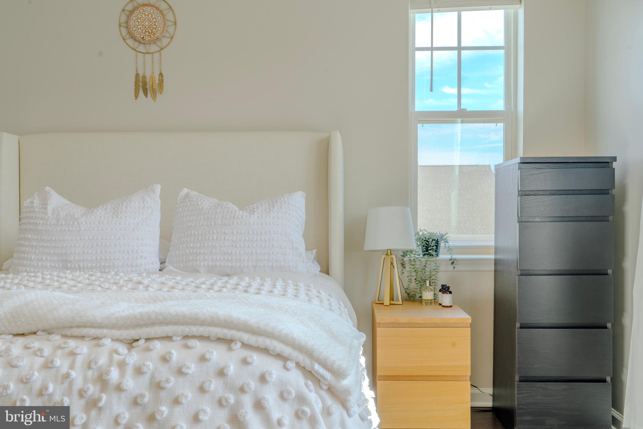 TALLYN RIDGE - Residential Lease