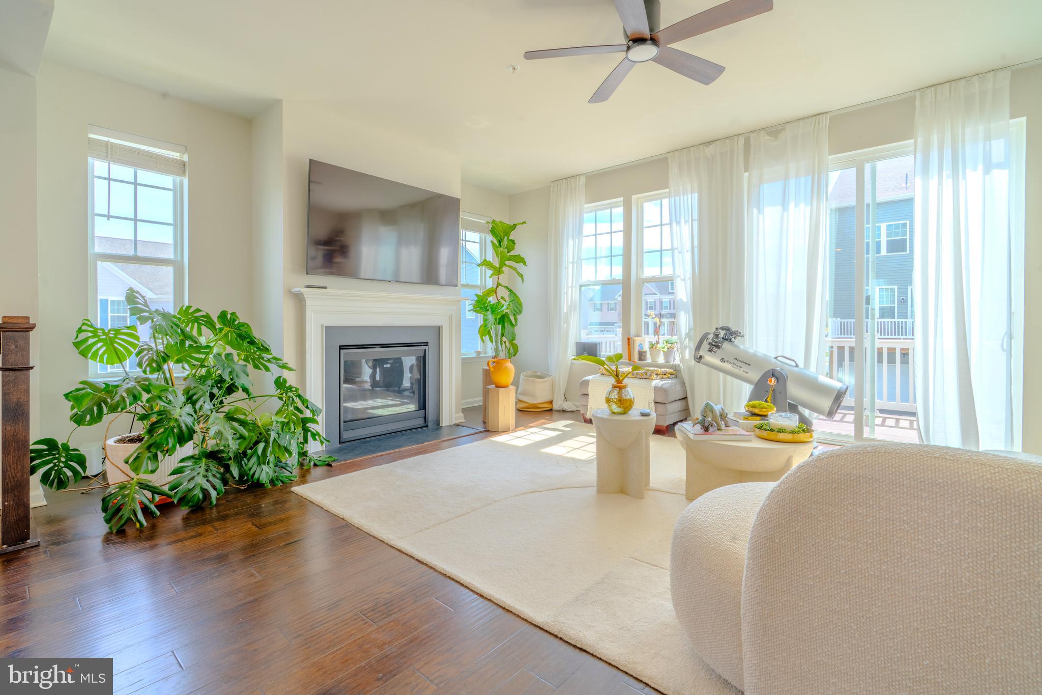 TALLYN RIDGE - Residential Lease