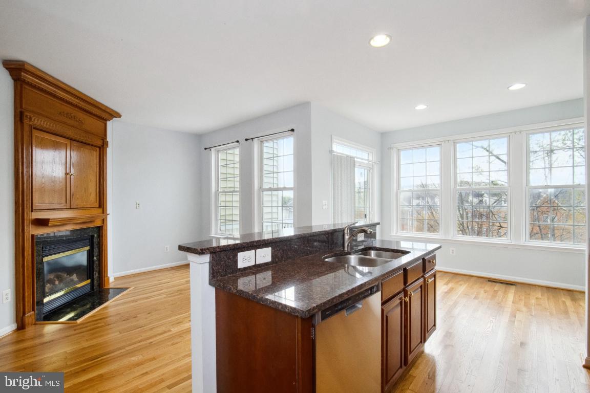 GUNSTON HILL - Residential Lease