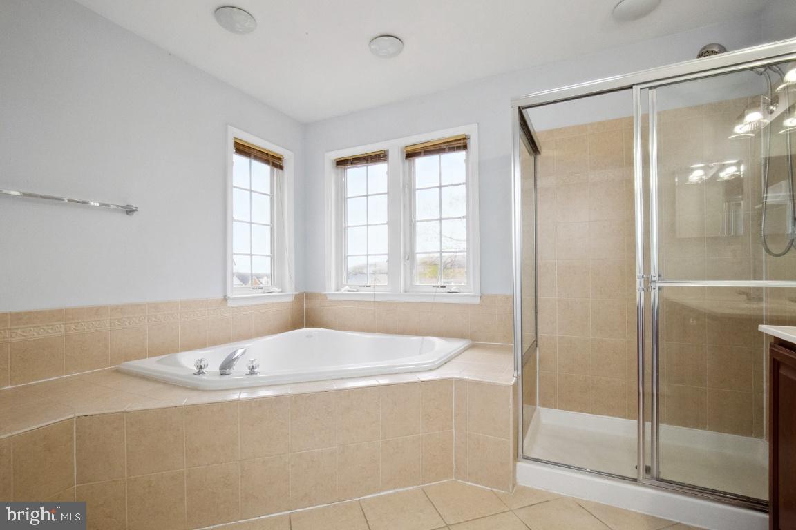 GUNSTON HILL - Residential Lease