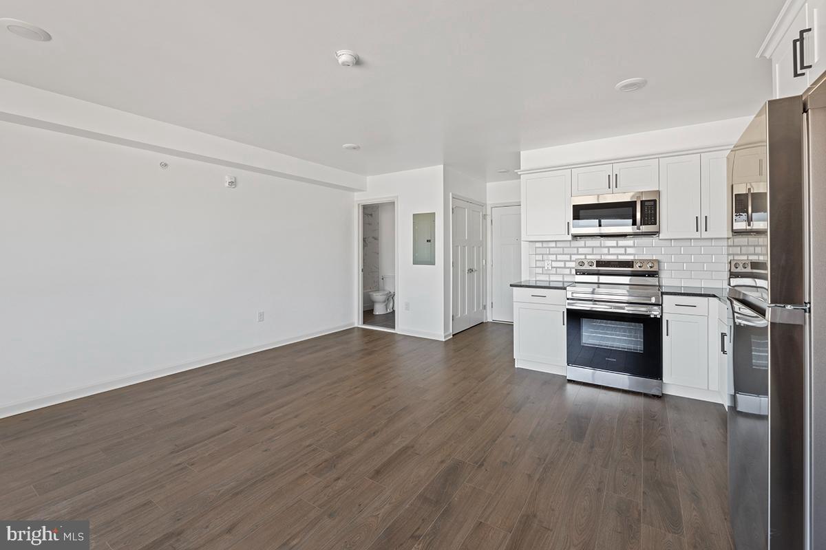 ROXBOROUGH - Residential Lease