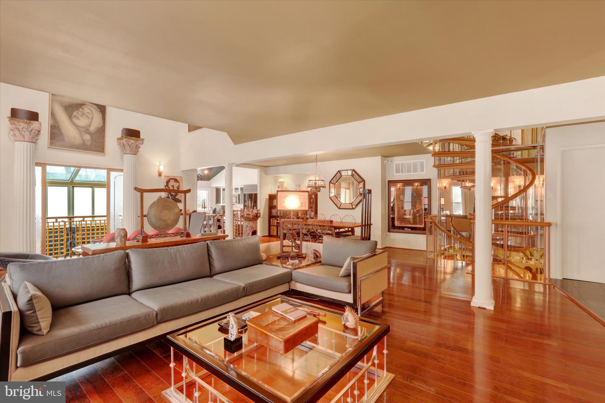 58 SUTPHIN PNES PINES