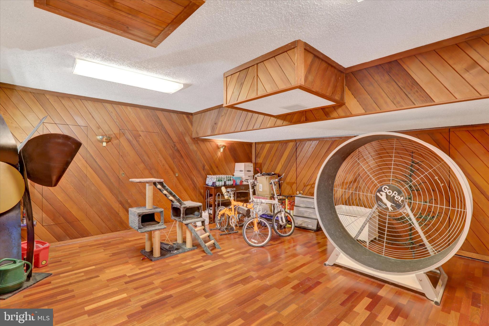 SUTPHIN PINES - Residential