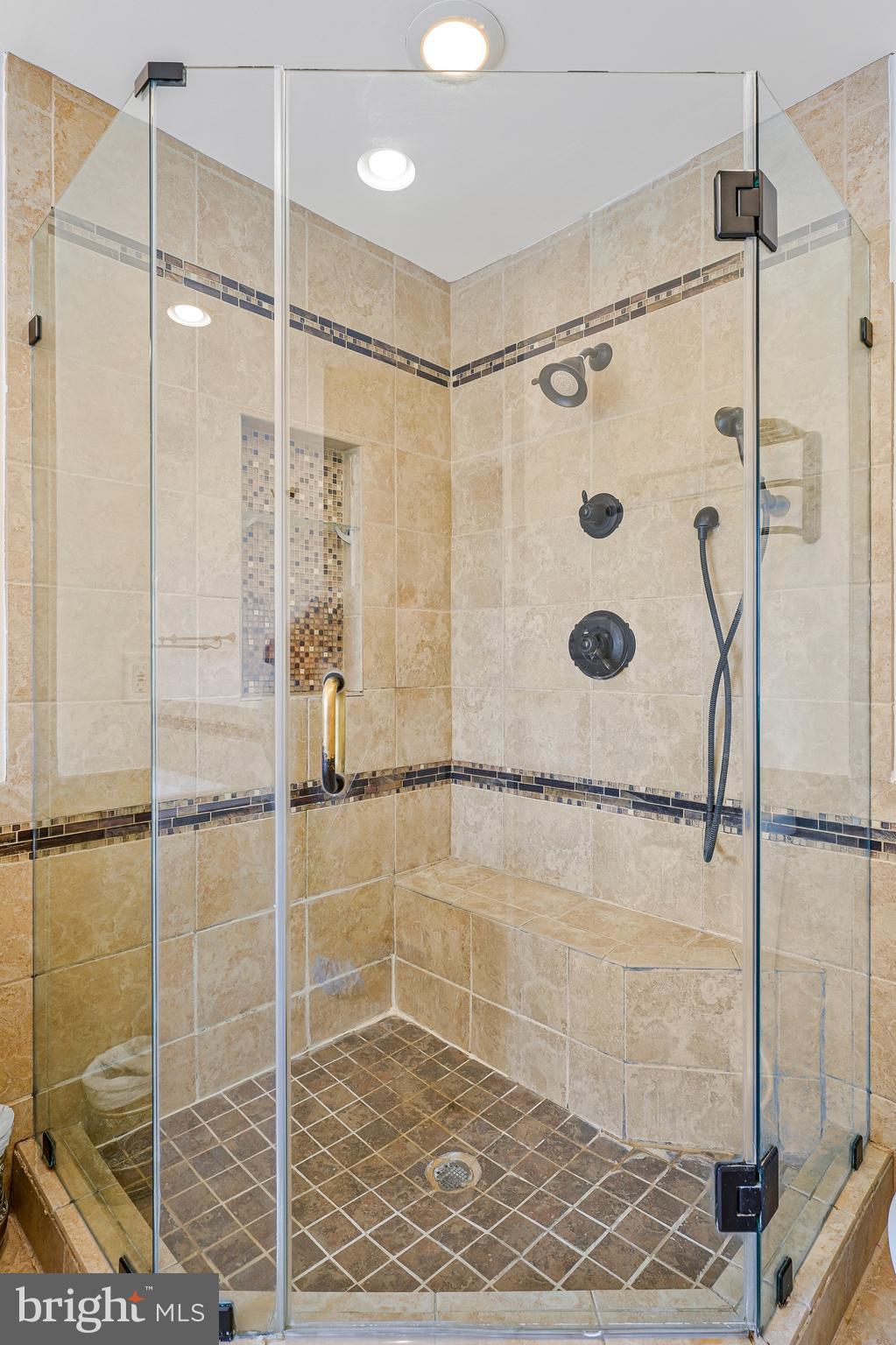 WALNEY VILLAGE - Residential