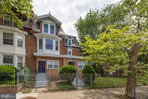 Townhouse For Sale - 5213 N Broad Street<br/> PHILADELPHIA, PA 19141