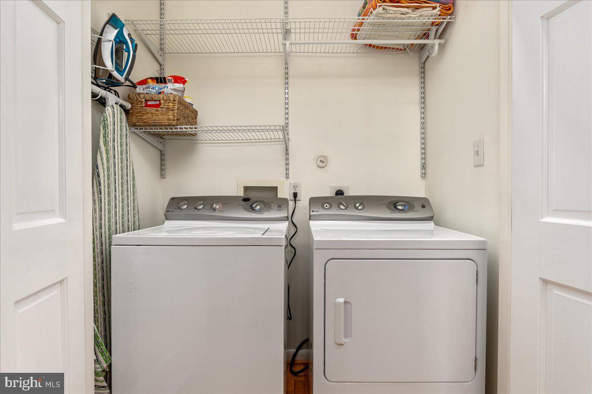 SUNNY ACRES - Residential