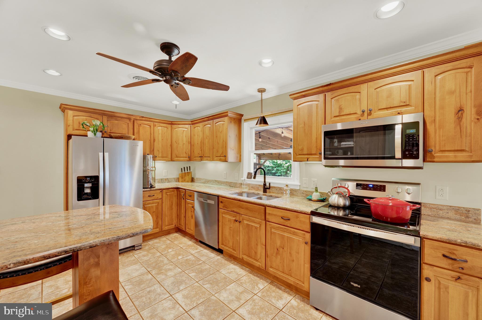 SUNNY ACRES - Residential