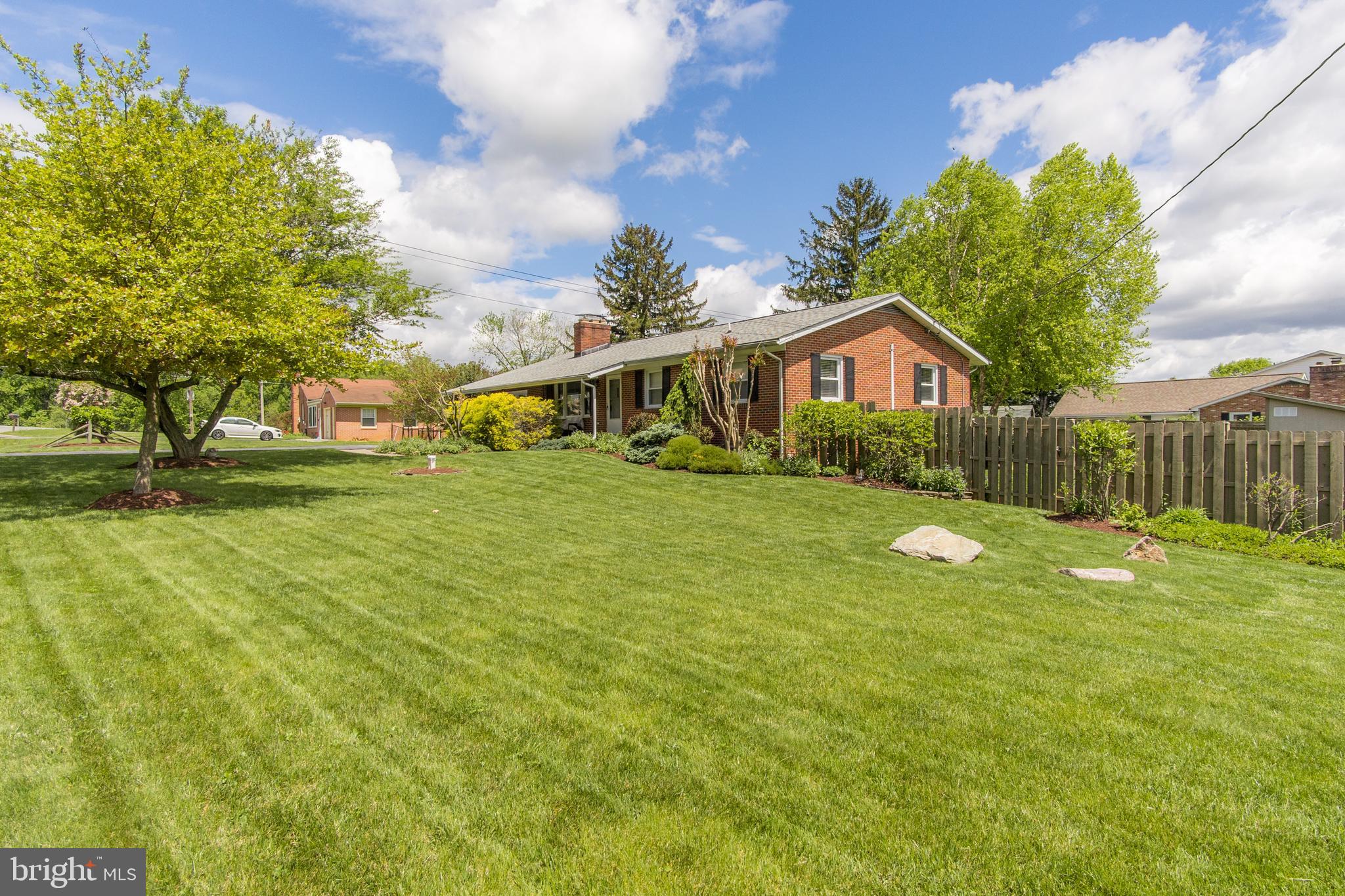 SUNNY ACRES - Residential