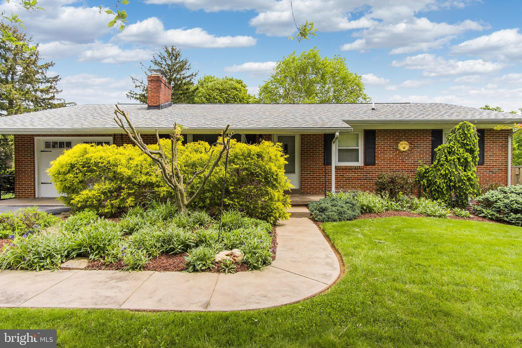 SUNNY ACRES - Residential