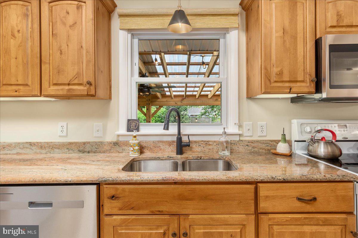 SUNNY ACRES - Residential