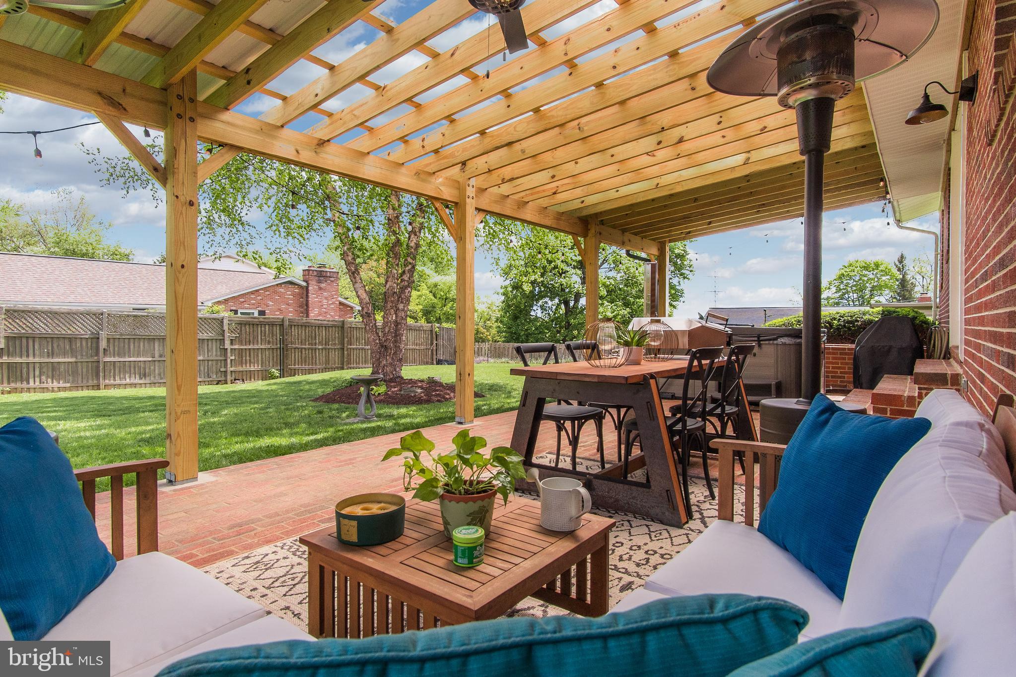 SUNNY ACRES - Residential