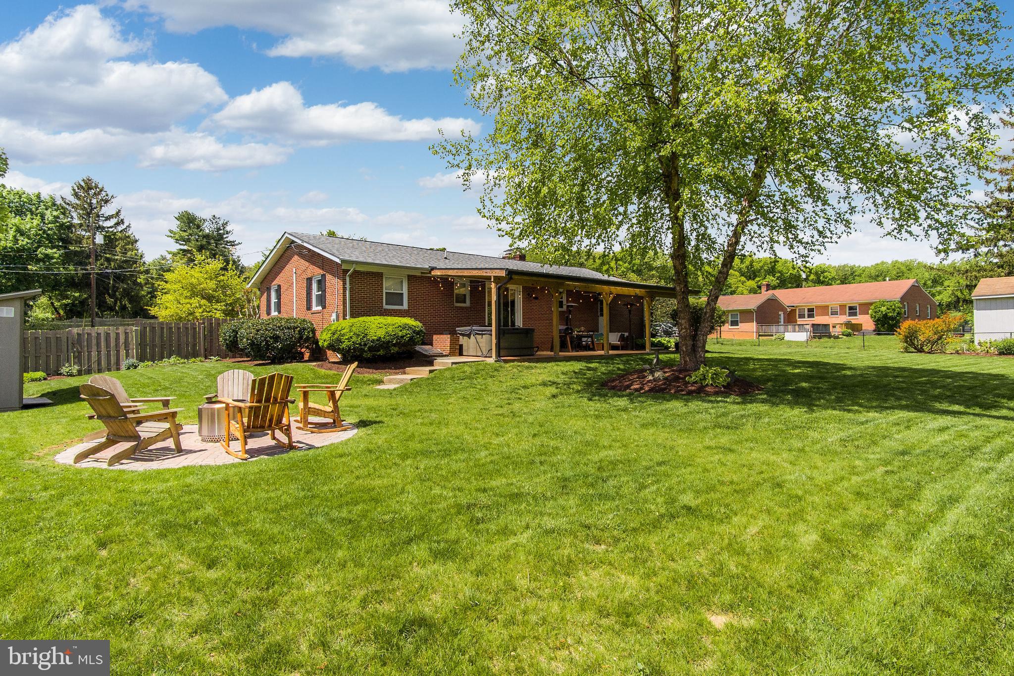 SUNNY ACRES - Residential