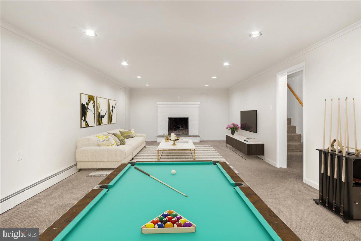 SUNNY ACRES - Residential