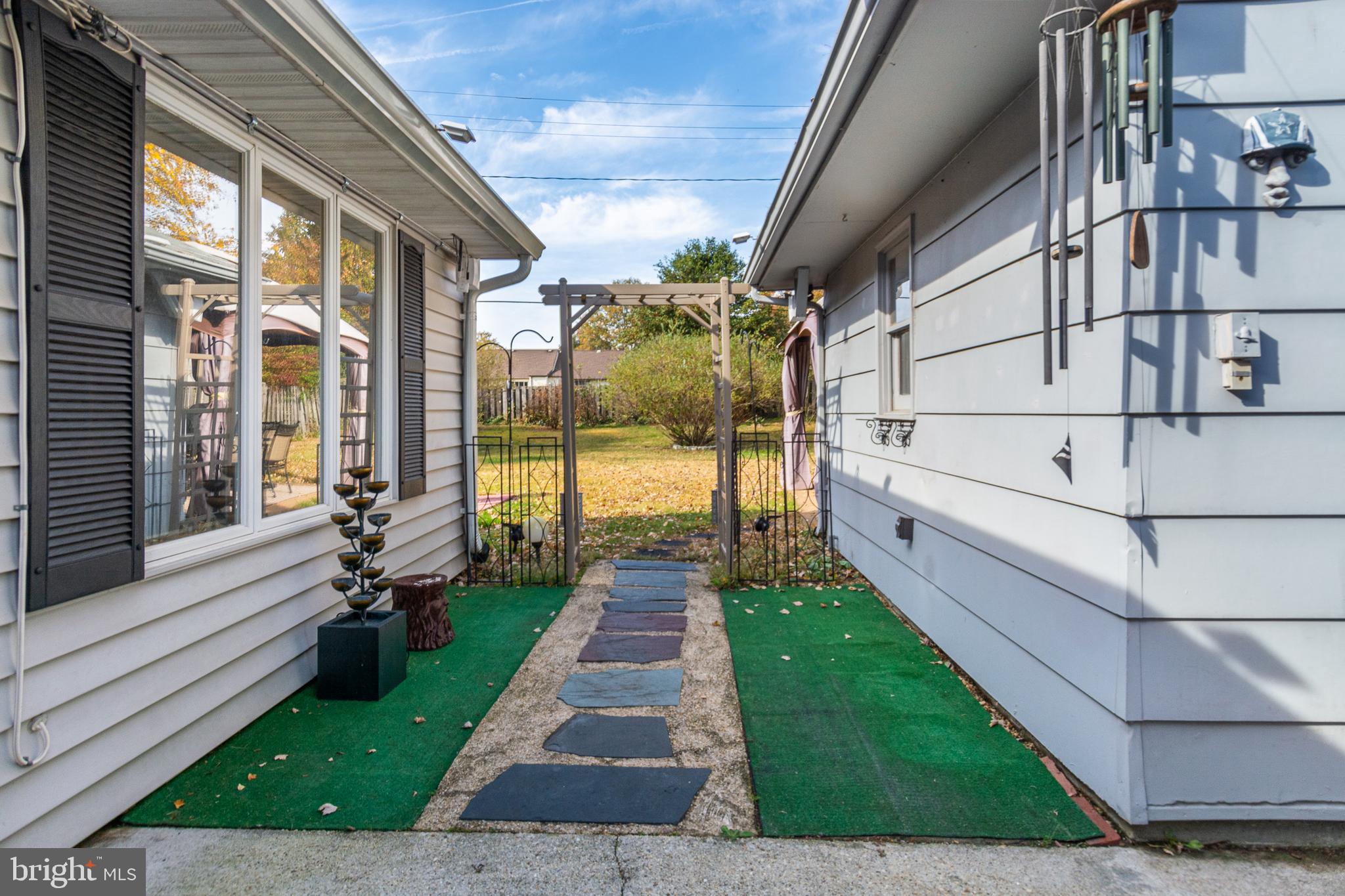 SOMERSET AT BELAIR - Residential