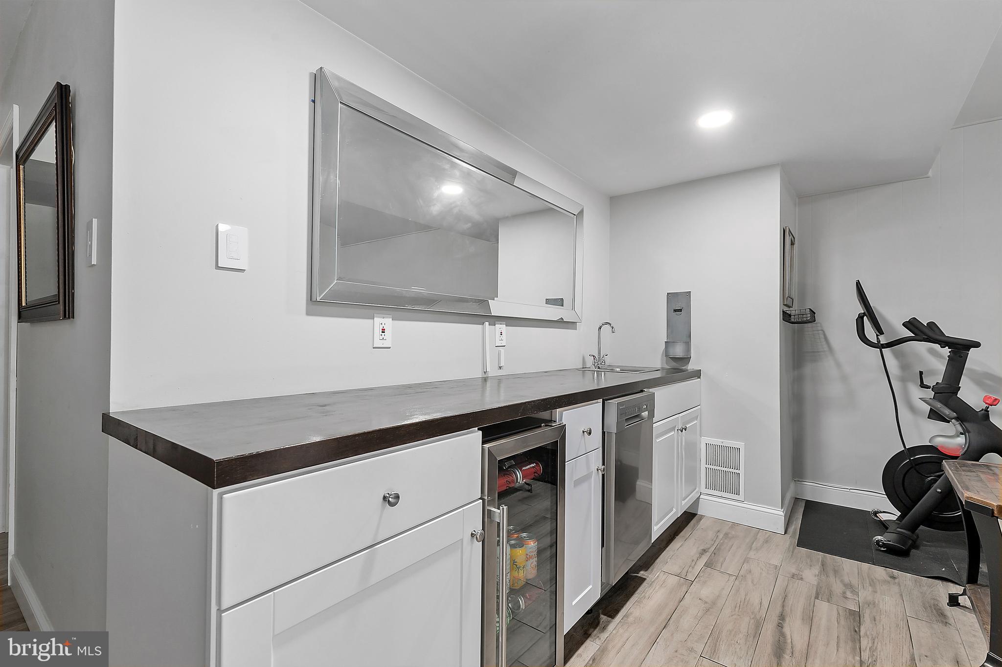 CHURCHILL SQUARE - Residential