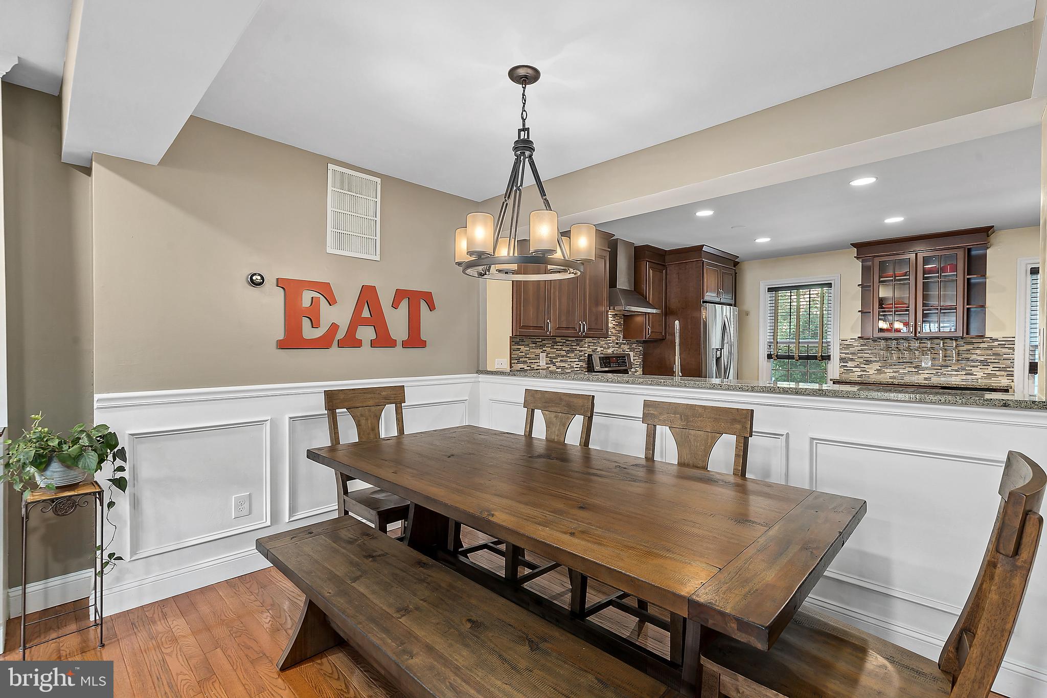 CHURCHILL SQUARE - Residential