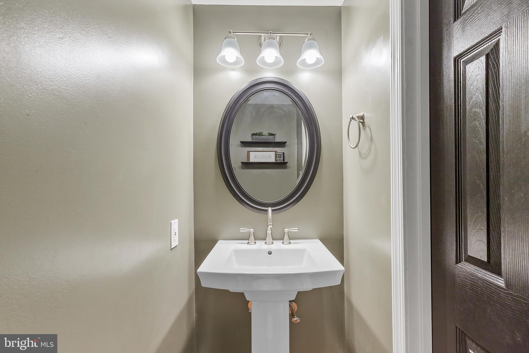 CHURCHILL SQUARE - Residential