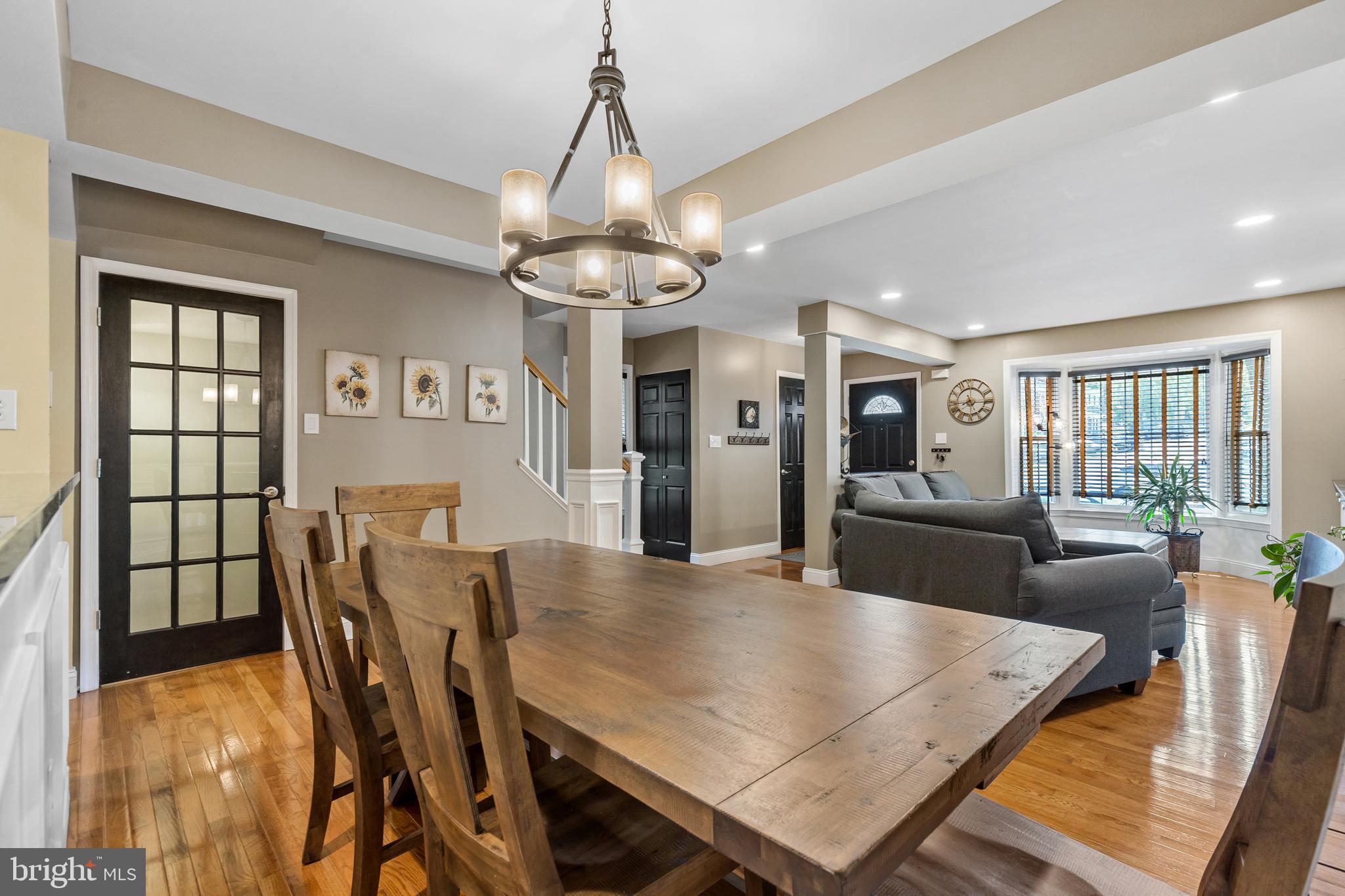 CHURCHILL SQUARE - Residential