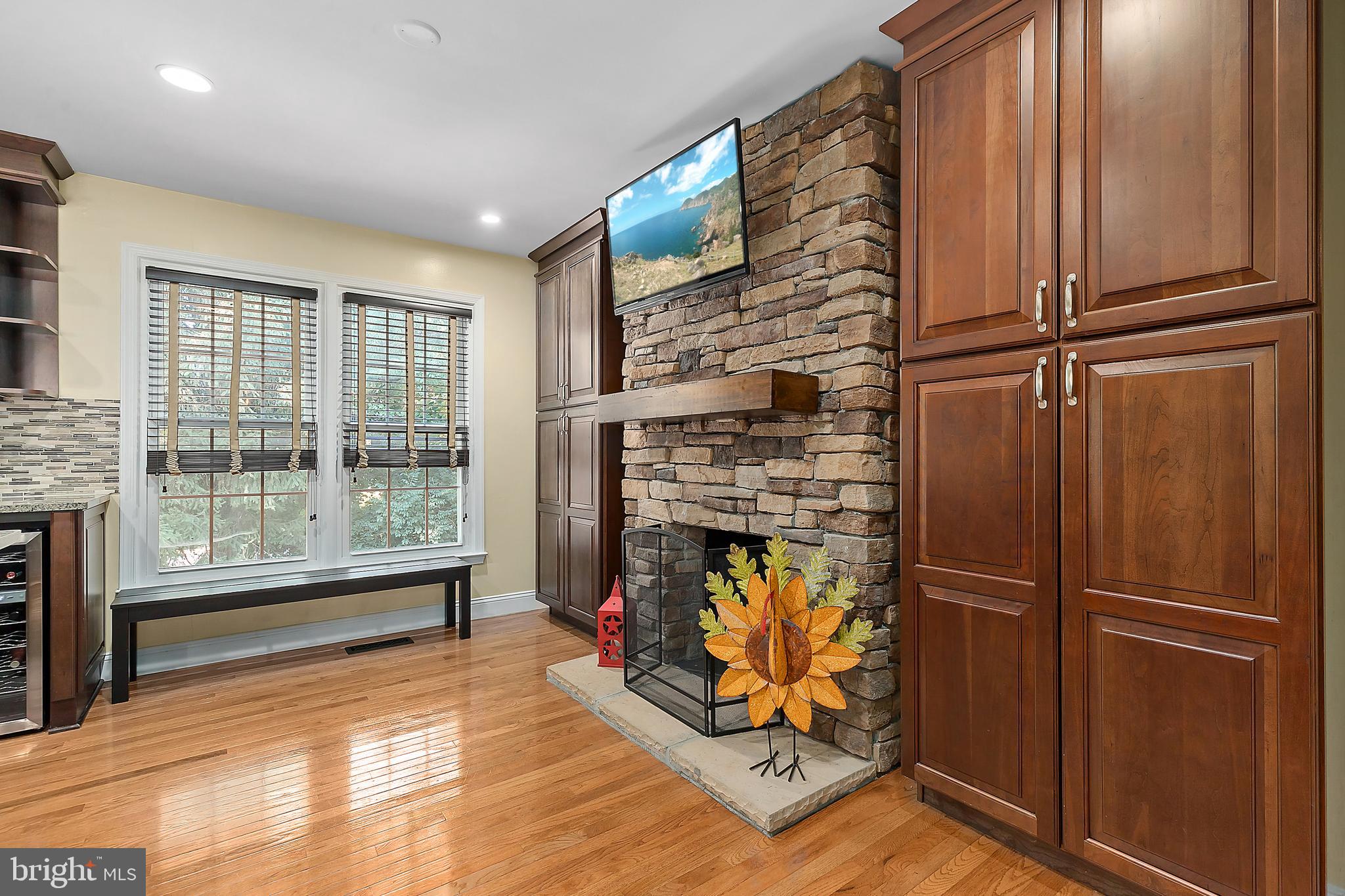 CHURCHILL SQUARE - Residential