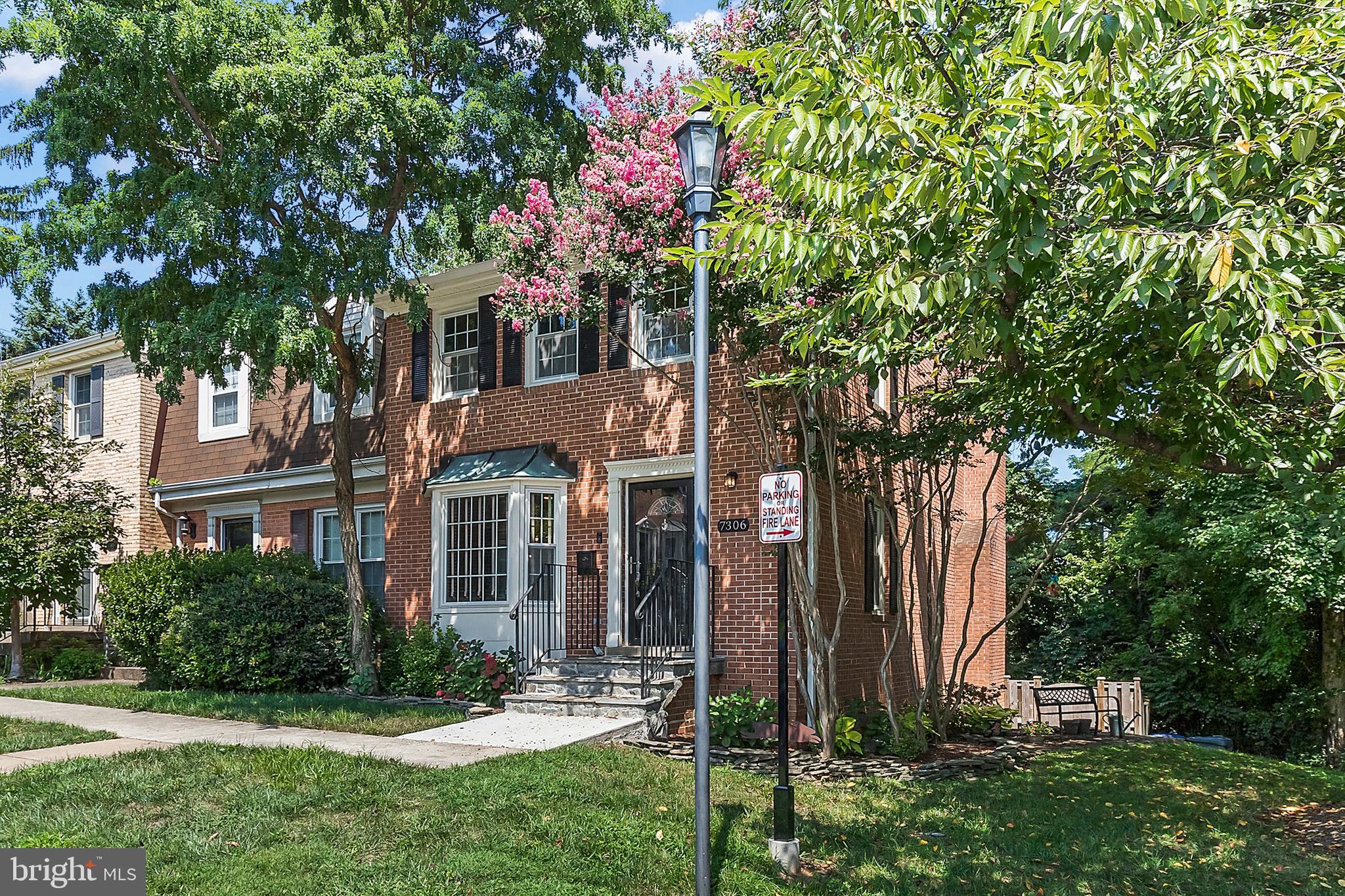 CHURCHILL SQUARE - Residential