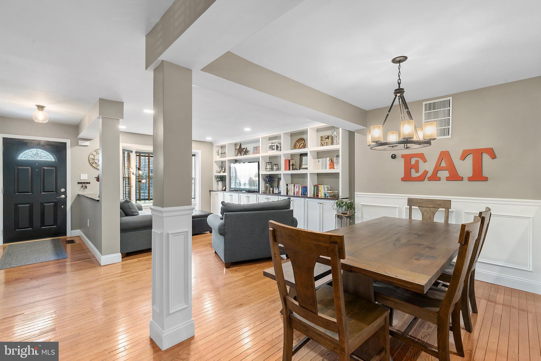 CHURCHILL SQUARE - Residential