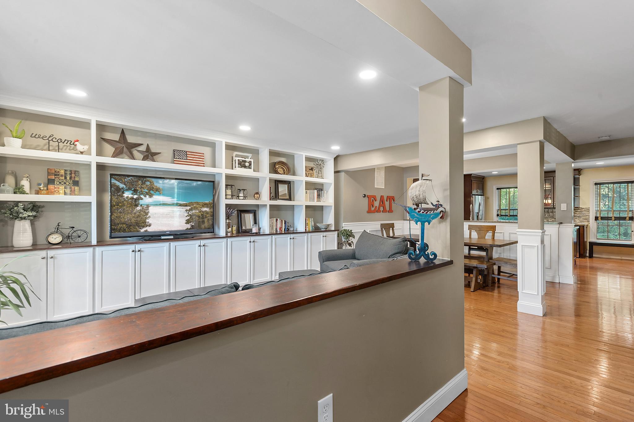 CHURCHILL SQUARE - Residential