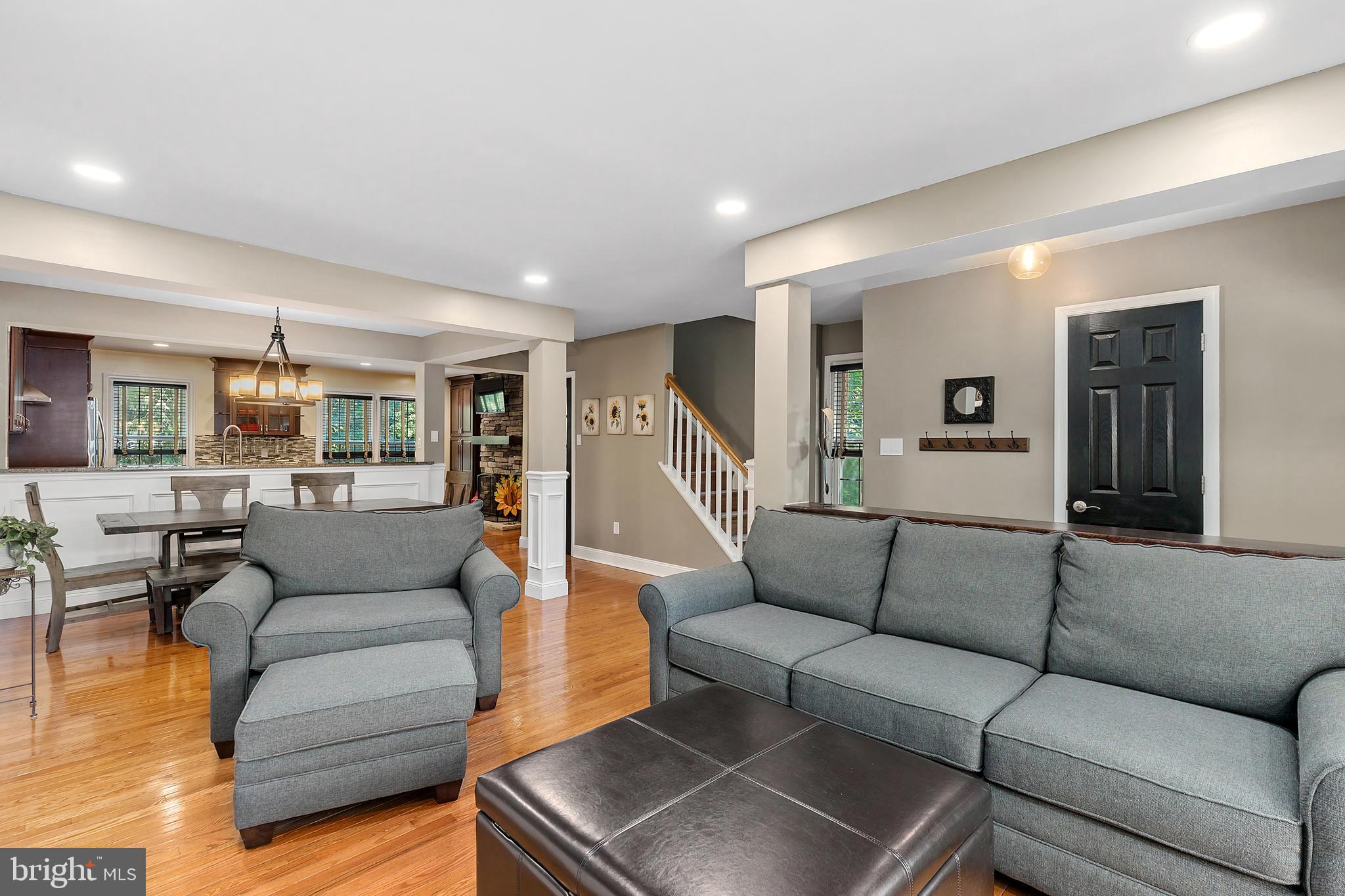 CHURCHILL SQUARE - Residential