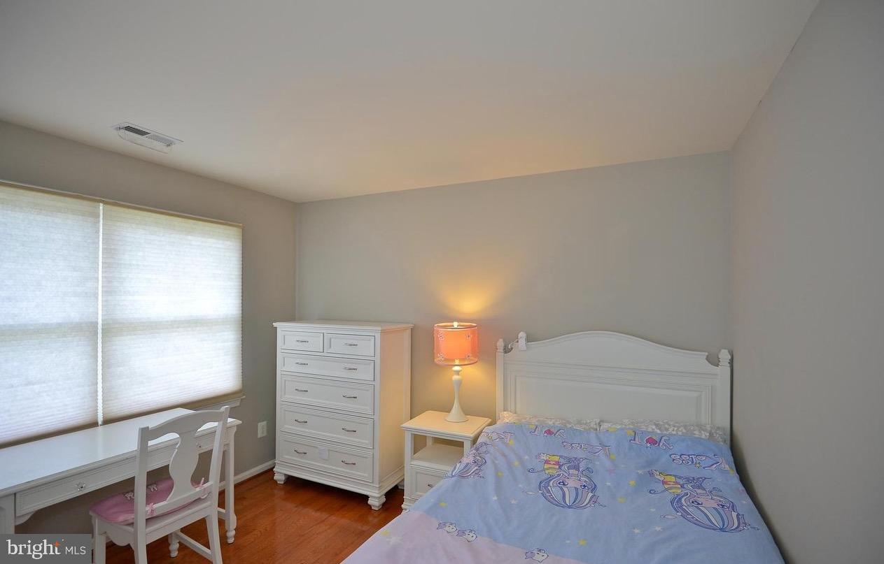 MIDDLETON FARM - Residential Lease