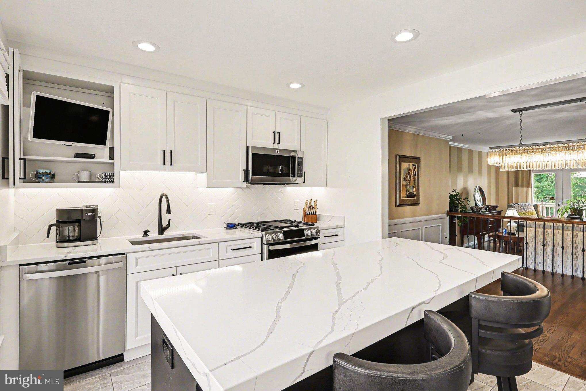 COUNCIL SQUARE - Residential