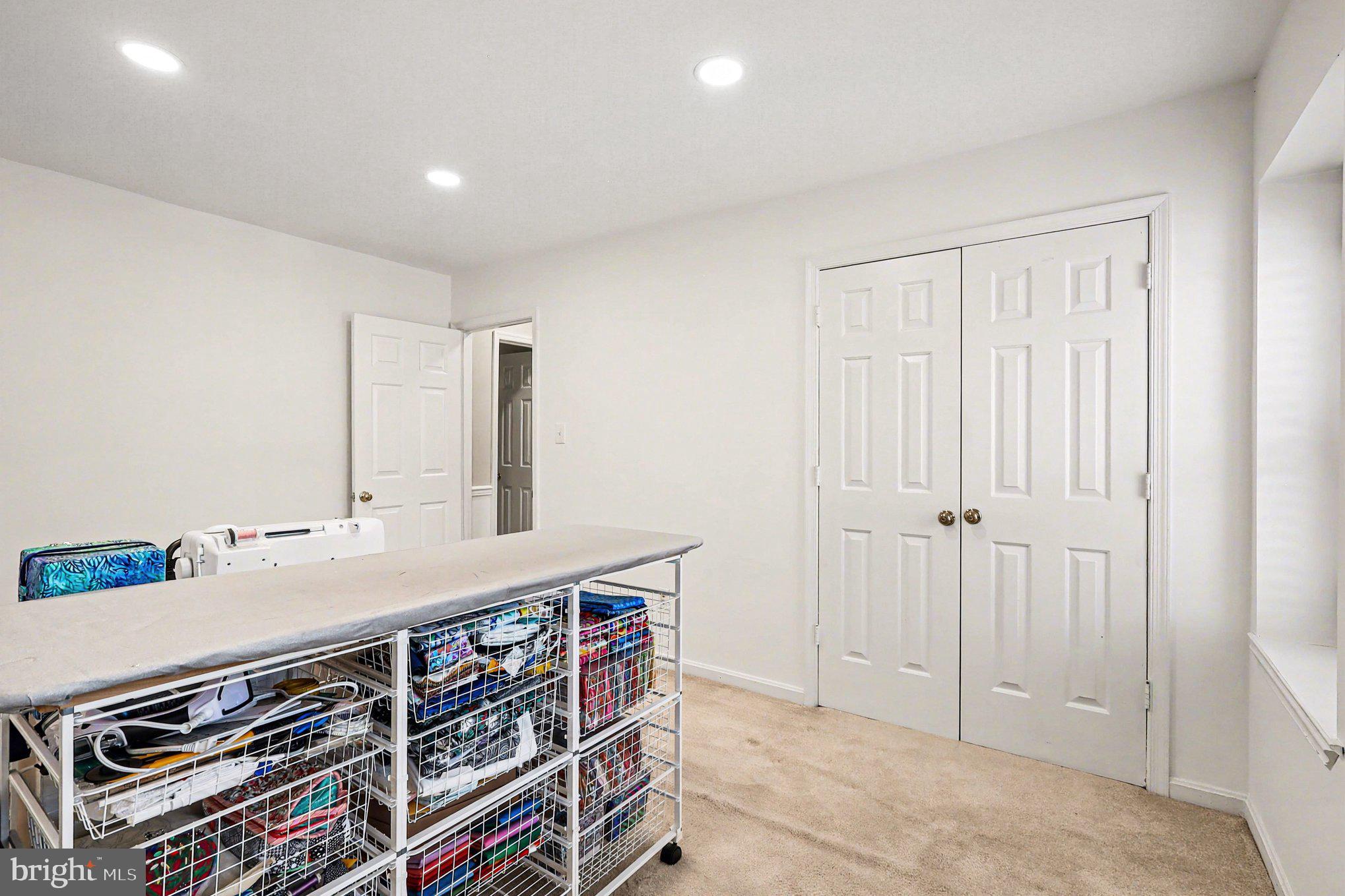 COUNCIL SQUARE - Residential