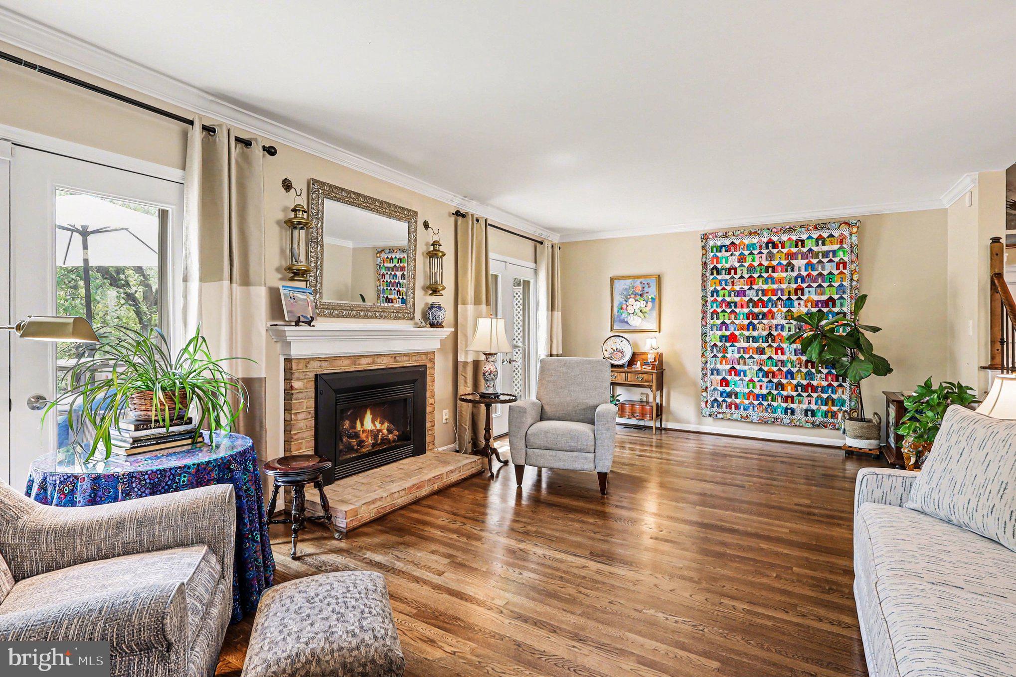 COUNCIL SQUARE - Residential