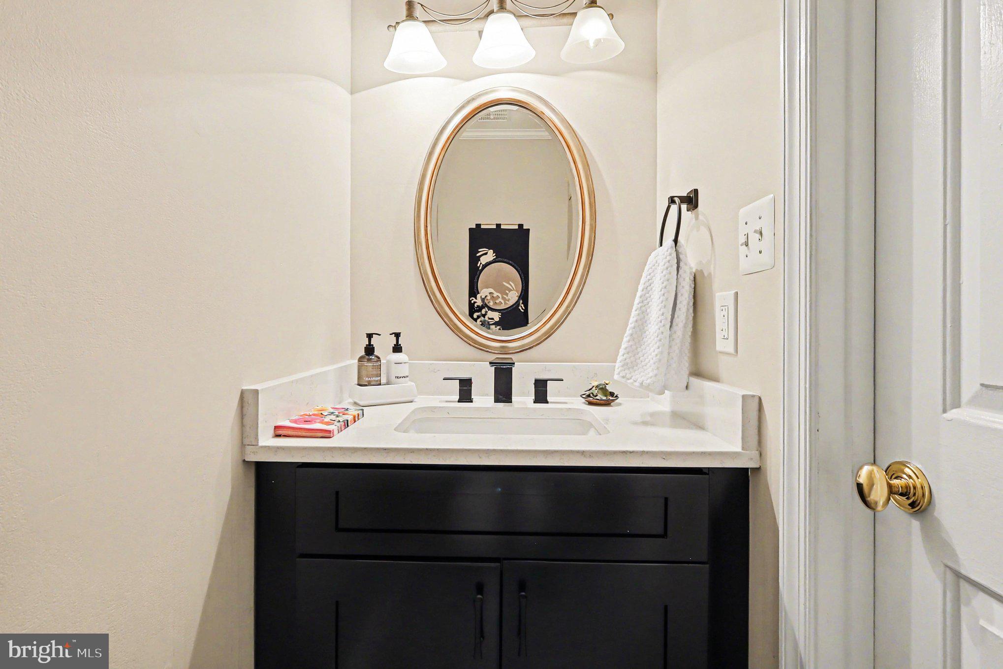 COUNCIL SQUARE - Residential