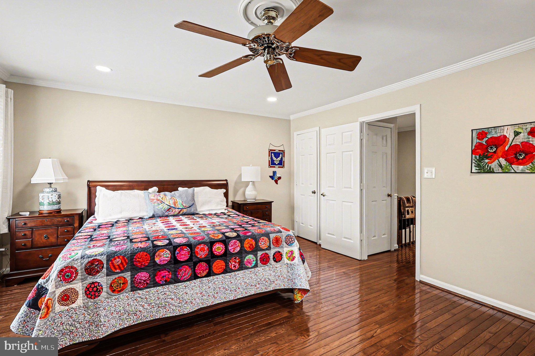 COUNCIL SQUARE - Residential