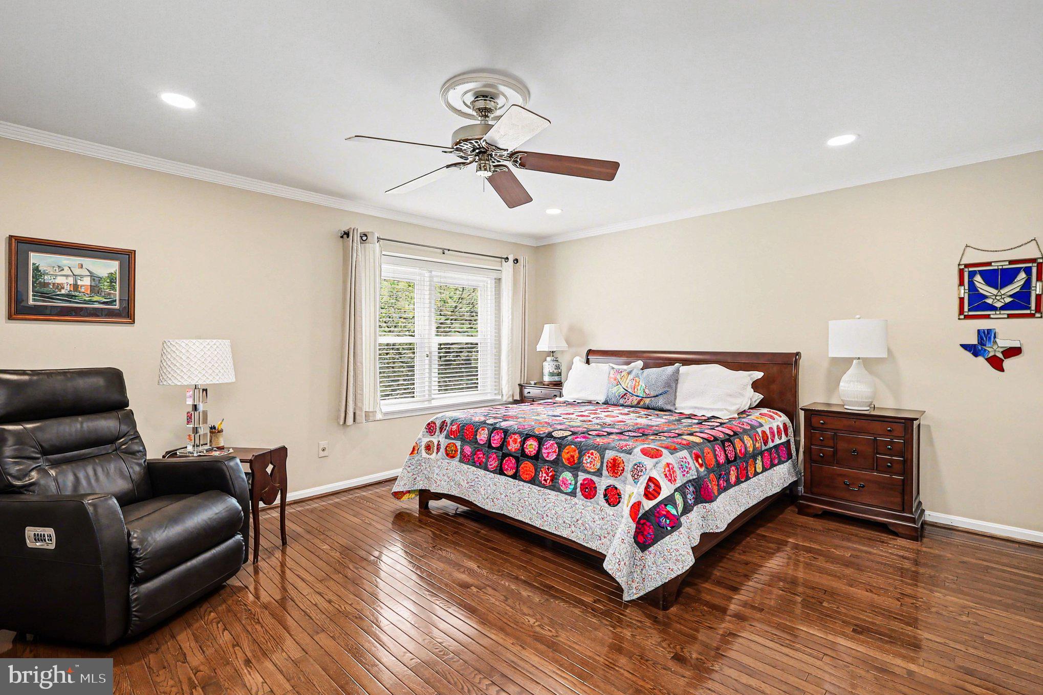 COUNCIL SQUARE - Residential