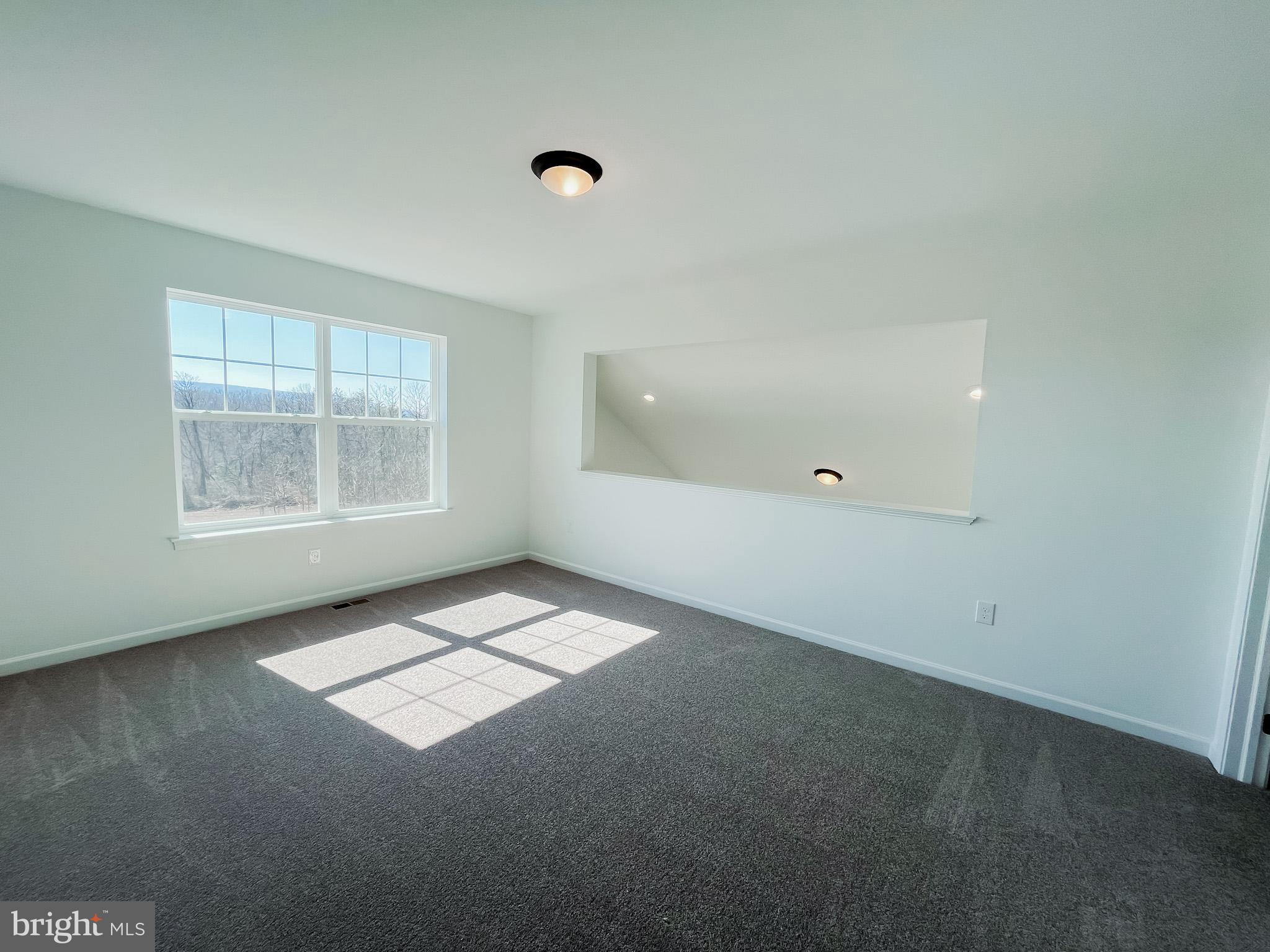 STONE MILL ESTATES - Residential