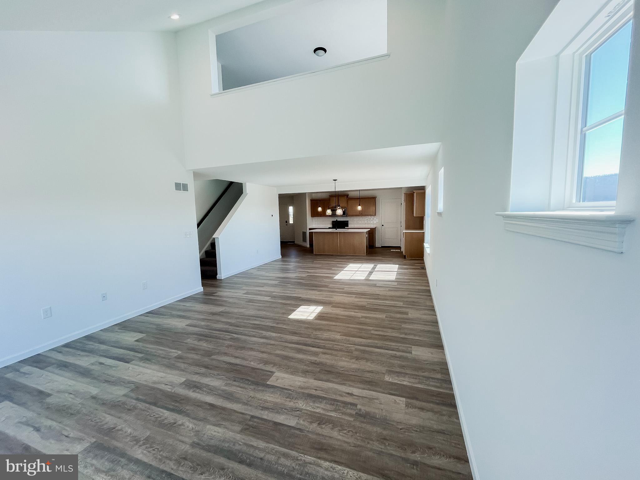 STONE MILL ESTATES - Residential