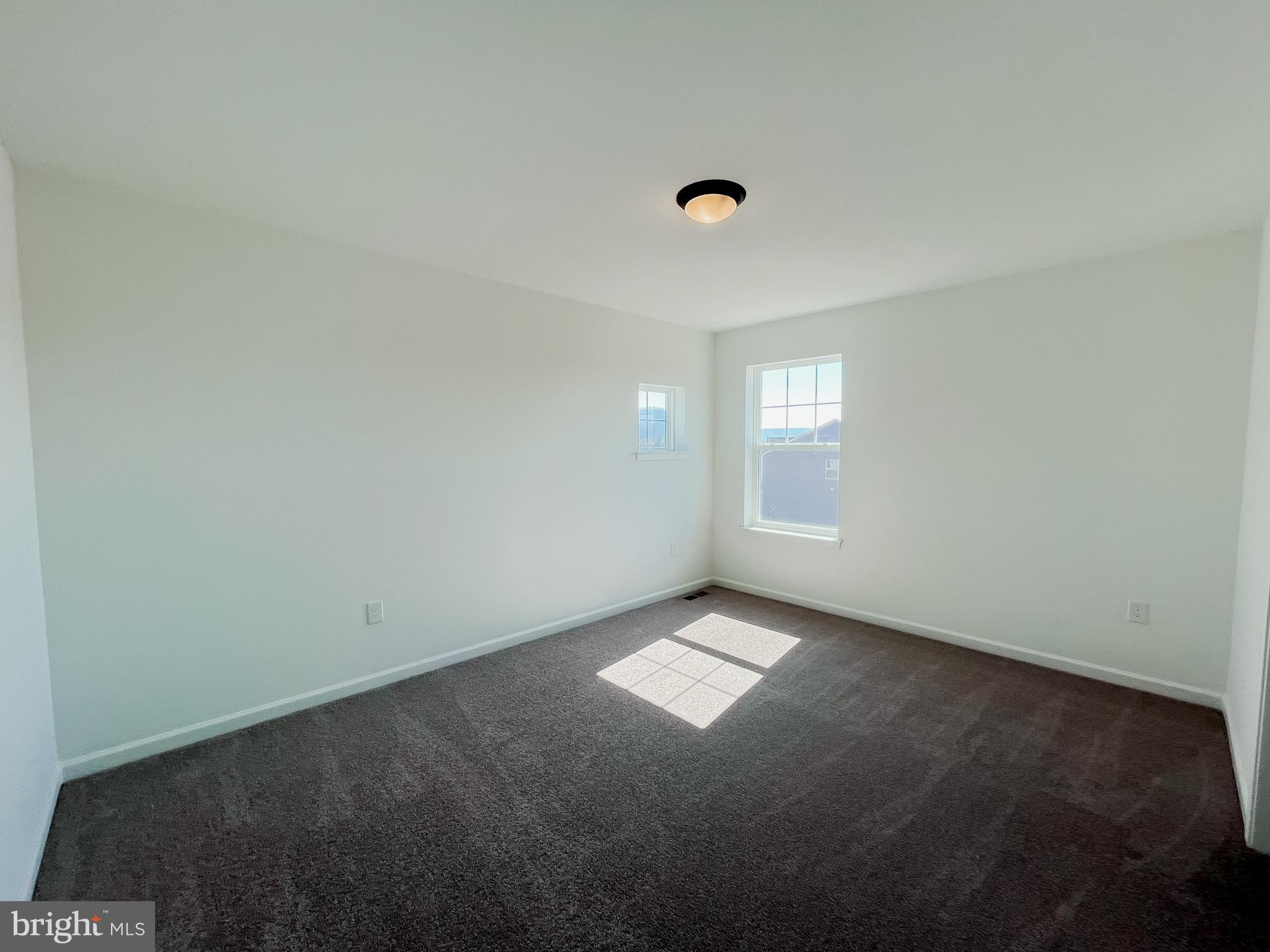 STONE MILL ESTATES - Residential