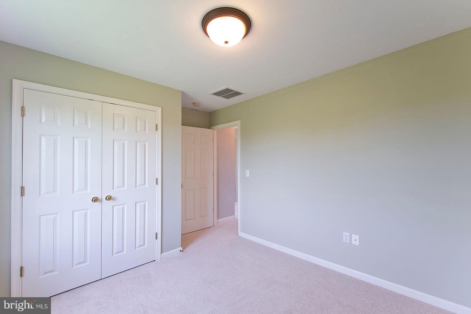 WINDSTONE - Residential Lease