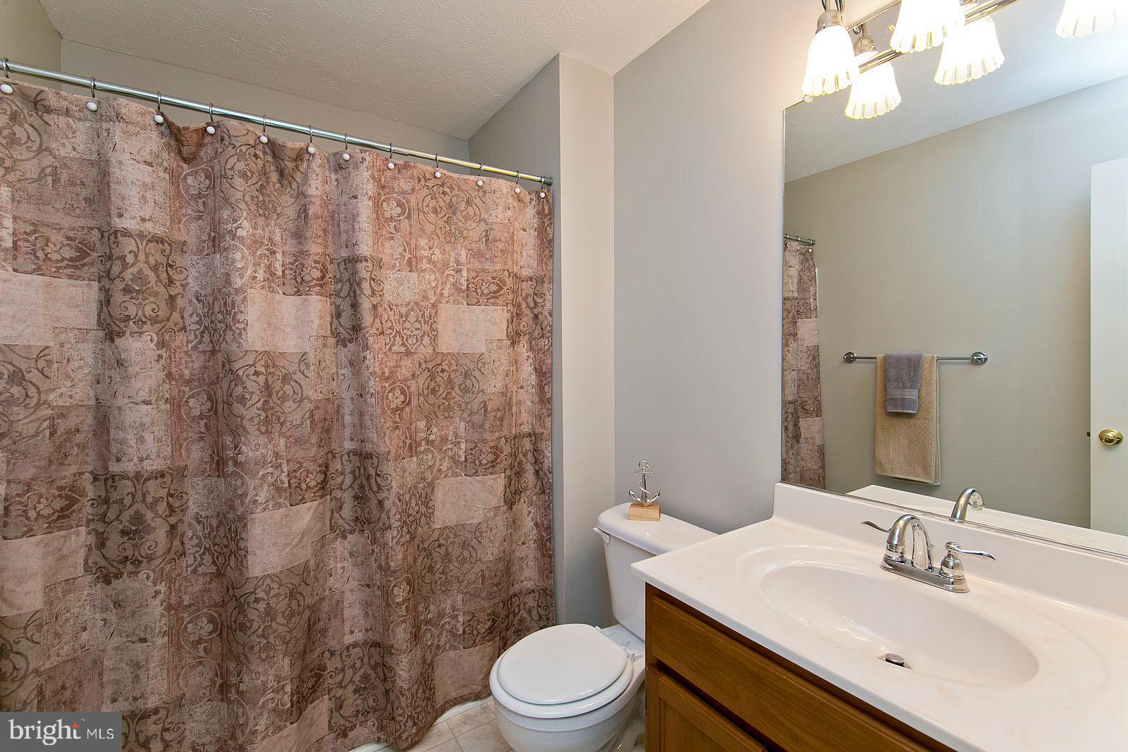 WINDSTONE - Residential Lease