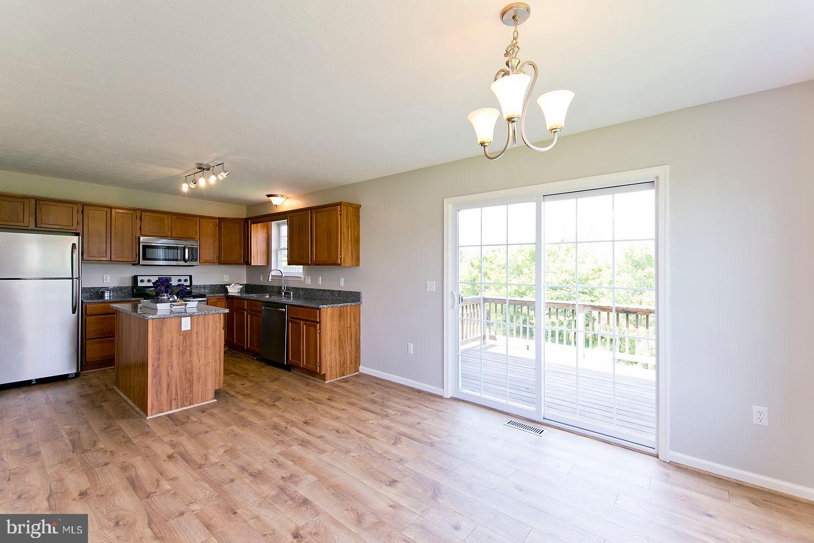 WINDSTONE - Residential Lease