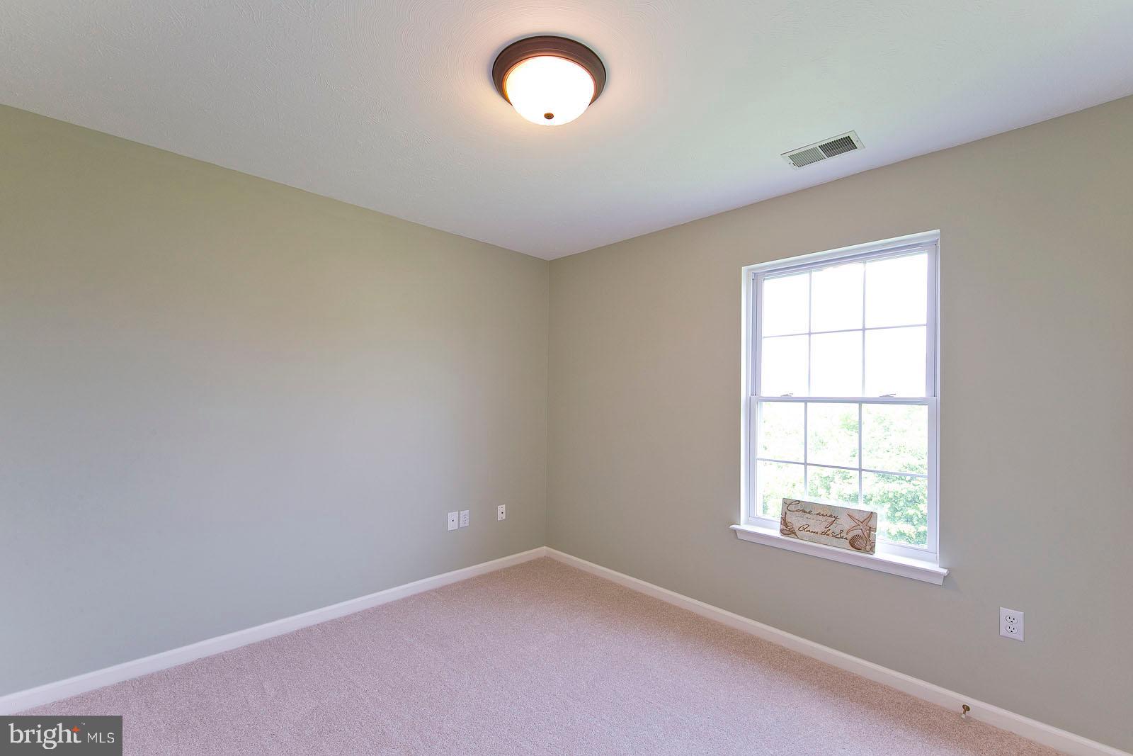 WINDSTONE - Residential Lease