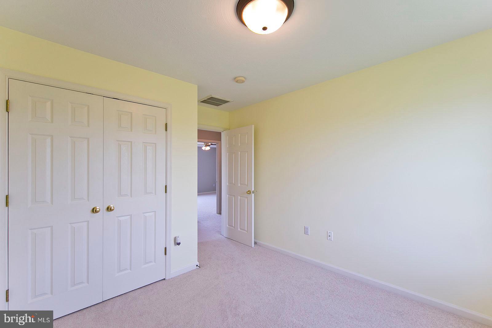 WINDSTONE - Residential Lease