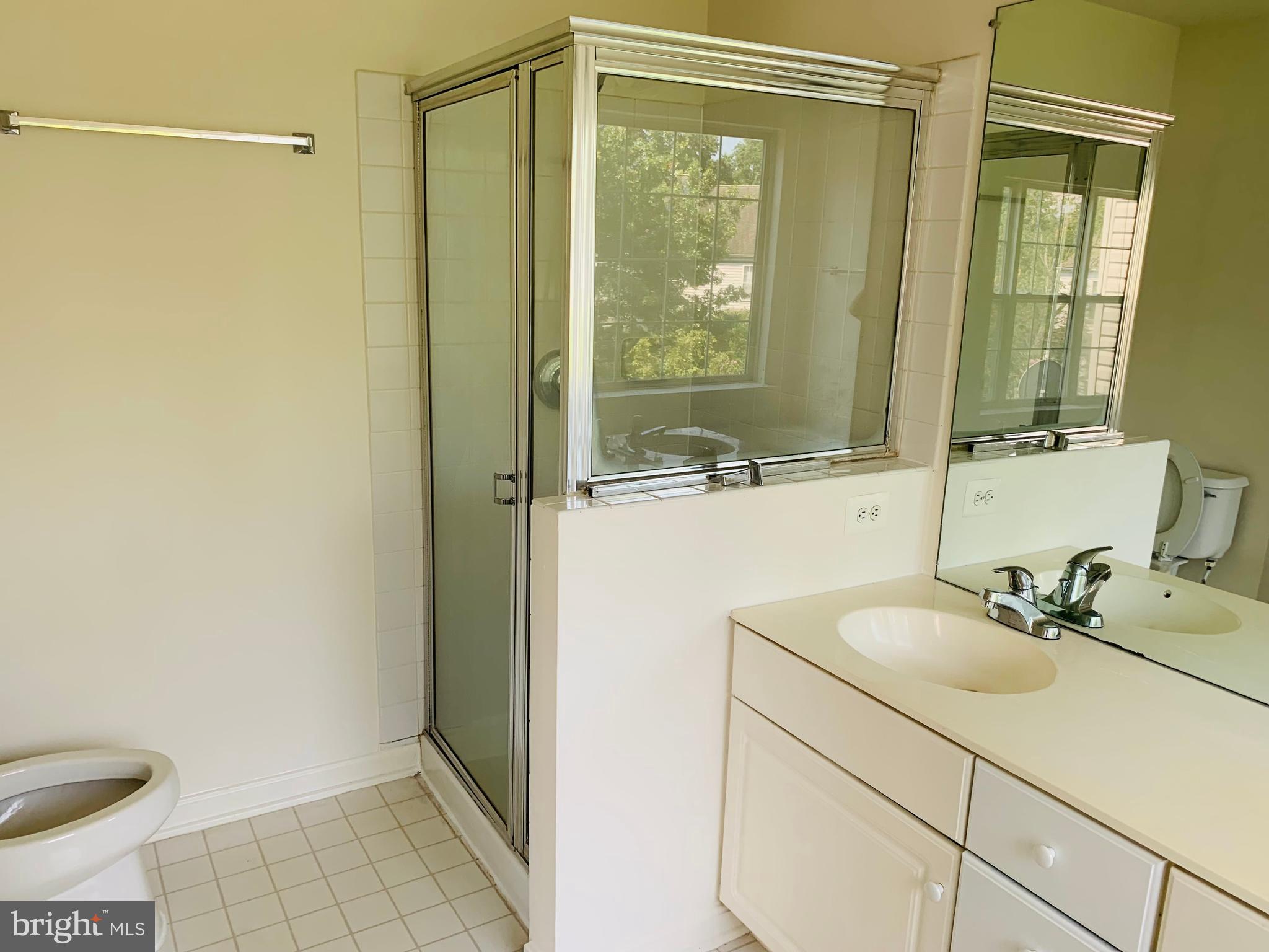 CASCADES - Residential Lease